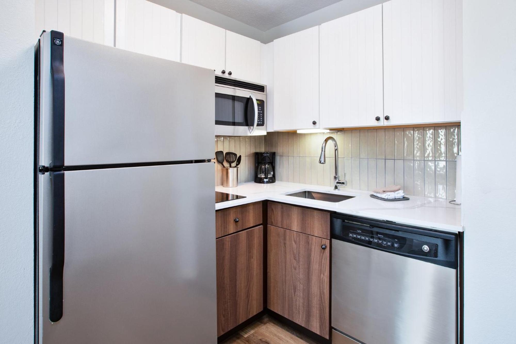 Staybridge Suites Omaha 80Th And Dodge By Ihg Exteriör bild